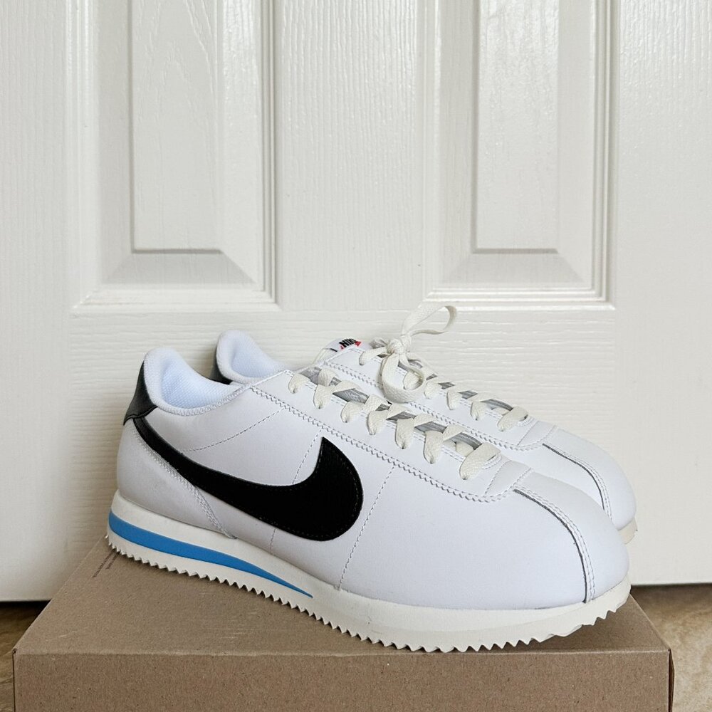 NWOB Nike Cortez Sneakers Unisex White Black Blue Leather Low Top Shoes Mens 9